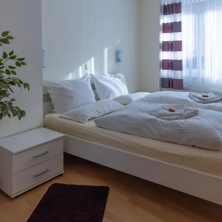 3 Am Petersberg Neef